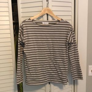 Everlane stripe longsleeve shirt. Size small.